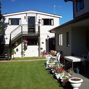 Stream View Apartment